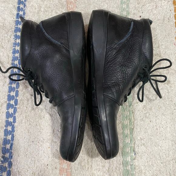 Easy Spirit Black Lace Up Ankle Booties Size 8 Narrow Leather Upper Comfort Shoe - Picture 3 of 11